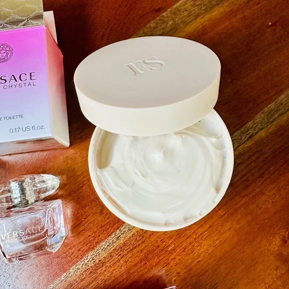 Fenty Beauty Bundle & Versace Crystal Fragrance Set - Picture 9 of 14